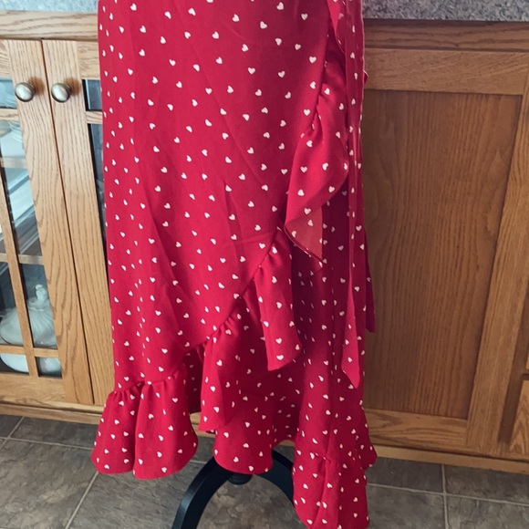 Wrap ruffle skirt - Picture 2 of 6